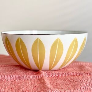 Vintage Mid Century Catherineholm Lotus Serving Bowl